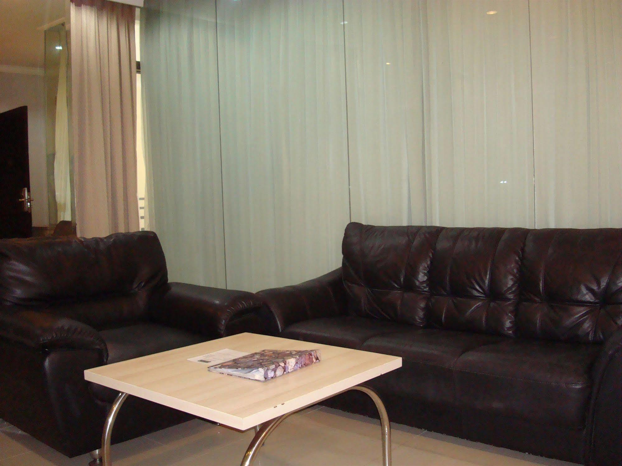 Ap Suite Apartment Kuta Lombok Eksteriør bilde